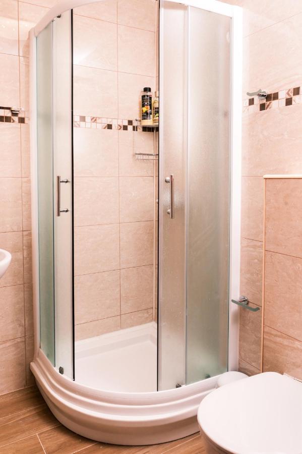Hotel Cider&Squash, Grncarska 8, Prnjavor Batocina Ngoại thất bức ảnh
